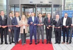 Başakşehir'deki V Metroway AVM kapılarını açtı
