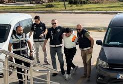 Markette kasiyere bıçakla tehdit; o anlar kamerada, şüpheli tutuklandı