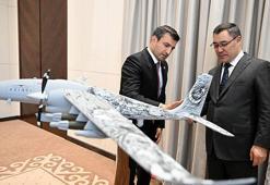 Selçuk Bayraktar'a Kırgızistan'dan devlet nişanı