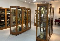 Üniversitesi'nde patoloji müzesi