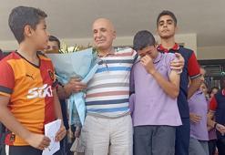 43 yıllık öğretmene, 19 yıldır görev yaptığı okulda alkışlı veda