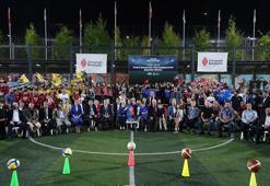 Ümraniye’de amatör spor kulüplerine malzeme dağıtımı yapıldı