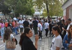 İlkokulda taciz iddiası; veliler okul önünde toplanıp, tepki gösterdi