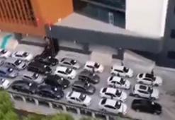 Depremde hasar gören araçlarla 114 milyon liralık vurgun: 22 tutuklama