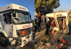 İşçi minibüsüyle tanker çarpıştı: 12 yaralı