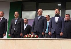 Türkiye ve Macaristan parlamentoları arasında dostluk maçı