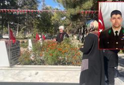 FETÖ elebaşının ölümü sonrası Ömer Halisdemir'in kabrine ziyaretçi akını