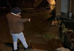 Rize'de heyelan riski; çatlak ve yarıklar oluşan bölgedeki 2 ev tahliye edildi