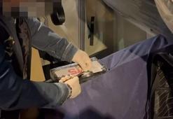 Türkiye'ye giriş yapan TIR'ın sürücü kabininde 12 kilo kokain ele geçirildi