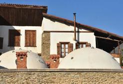 Birgi'nin mimari dokusu asırlardır korunuyo