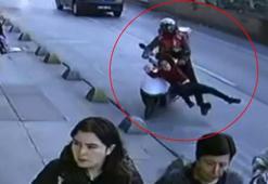 Sultangazi'de aniden yola fırlayan çocuğa motosiklet çarptı