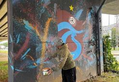 Sanatını eğitime adadı