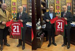 Bahçeli, Diyarbakır İl Başkanı Arslan ve Diyarbakırspor Başkanı Akyol'u kabul etti