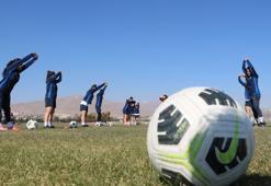 Yüksekova Spor Kulübü Kadın Futbol Takımı, rakip tanımıyor