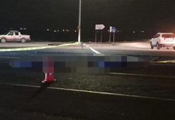 Yolun karşısına geçmek isterken otomobilin çarpmasıyla bedeni ikiye bölündü