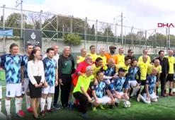 Organ Bağışına dikkat çekmek için eski hakemler ve futbolcular gösteri maçı yaptı