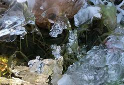 Kura Nehri'nin yüzeyi buz tuttu