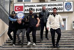 Evinde 400 bin kişinin telefon numarası ve kimlik bilgileri çıktı