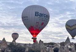 Sıcak hava balonları, Atatürk posterleri ve Türk bayraklarıyla havalandı