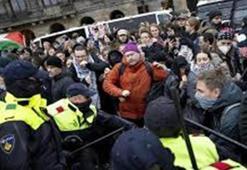 Amsterdam'da Filistin destekçilerine polis müdahalede bulundu
