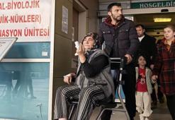 Motorlu testereyle odun keserken parmağını kesti