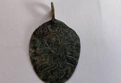 Hadrianopolis’te Hz. Süleyman’ın resmedildiği kolye ucu bulundu