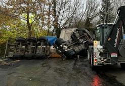Devrilen TIR'da sıkışan ve üzerine 'sülfürik asit' dökülen şoför öldü