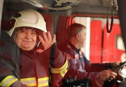 67 yaşında, çocukluk hayali itfaiyeci oldu