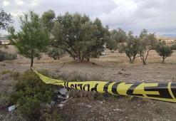 Boşanma aşamasındaki eşini öldürüp, intihar etti