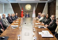 Bakan Kacır, OSBÜK heyetini kabul etti