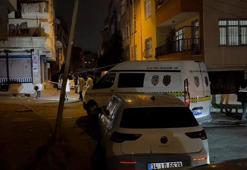 Bağcılar'da korsan gösteri; maskeli grup polis otosuna taşla saldırdı