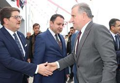 Bakan Bak: Gençlerimiz spor yapsın, terörün pençesine gitmesin