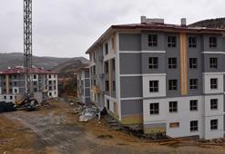 Gürün'de 'asrın felaketi'nin izleri siliniyor