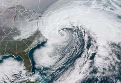 ABD'nin kuzeybatısını vuran ‘Bomba Kasırgası’ 600 bin kişiyi elektriksiz bıraktı
