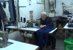 7 metrekarelik dükkanda 59 yıldır terzilik yapıyor