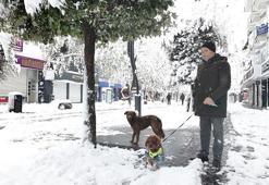 Bolu kent merkezinde kar kalınlığı 28 santimetreye ulaştı