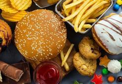 Araştırma: Yüksek yağlı yiyecekler kaygıya ve depresyona neden oluyor