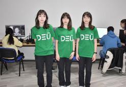 Tek yumurta üçüzleri özel yetenek sınavıyla hayallerindeki okulu kazandı