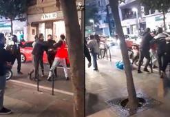 Şişli’de motosikletli kuryeler sürücüyü darbetti; o anlar kamerada