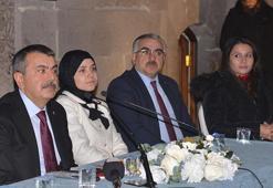 Bakan Tekin: 2025 yılında 300 bin öğretmen ünvan alacak