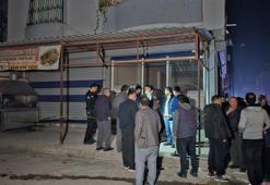 Adana'da lavaş ekmek imalathanesine tabancalı saldırı: 4 yaralı