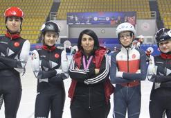 Sofya’daki buz pateni yarışmalarından 20 madalyayla döndüler