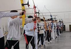 Türkiye Salon Şampiyonası Okçuluk İl Seçmeleri Osmaniye’de yapıldı