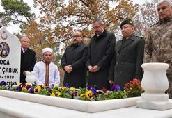 Seyit Onbaşı, mezarı başında anıldı