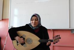 Görme engelli Adalet, müzikle hayata bağlandı