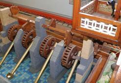 Müslüman alimlerin icatları, okulda minyatür boyutta sergileniyor