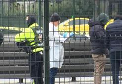 Bahçelievler'de polise bıçak çekti; bacağından vuruldu