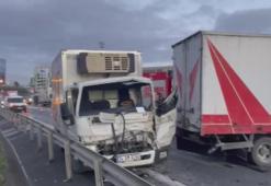 Bağcılar TEM otoyolunda zincirleme trafik kazası