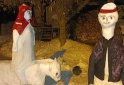 Kardan at sırtında gelin ve damat yaptı