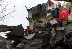 Avcılar'da bina yıkımında bayrak hassasiyeti; çalışmayı durdurup bayrağı aldılar